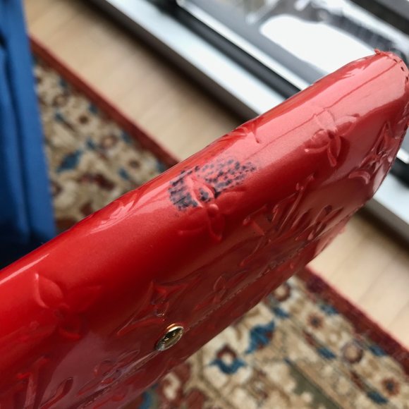 Louis Vuitton Monogram Patent Leather Wallet - Picture 4 of 7